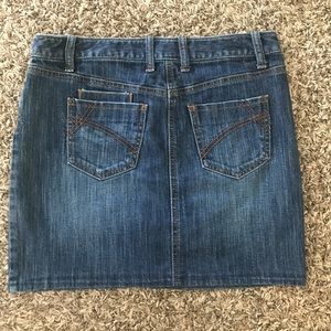 Ann Taylor denim mini skirt size 4